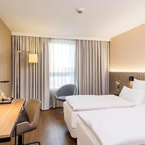 Hotel Nh Altona ****